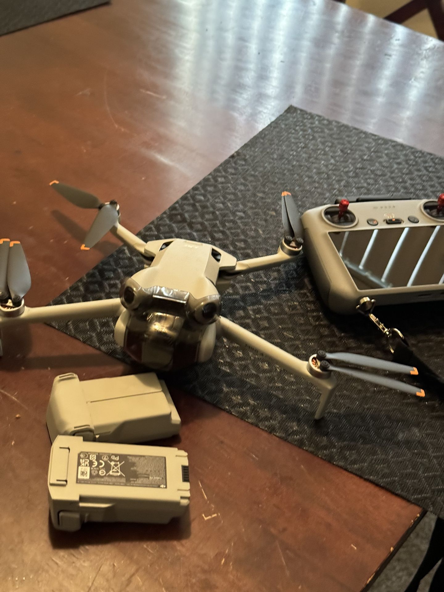 Dji Mini Pro 4 Fly More Bundle With RC Remote