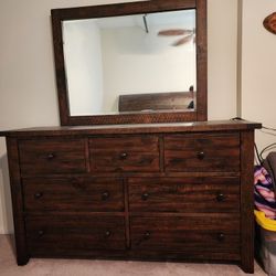 Bedroom Dressers