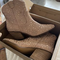 Matisse “Harlow” Rose Gold Rhinestone Boots – Size 8M - Brand new in box!