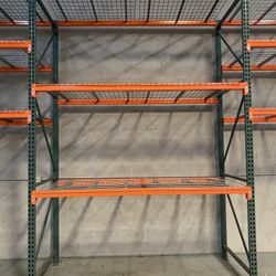 PALLET RACKS POSITION NEW AND USED CONDITION