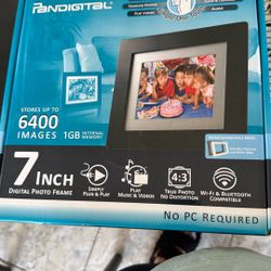 Digital Photo Frame