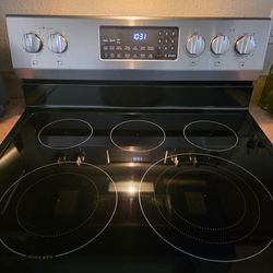 Frigidaire Gallery 30" electric stove