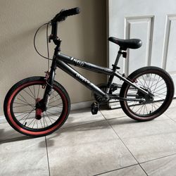 Kent 18 In. Abyss Boy's Freestyle BMX Bike