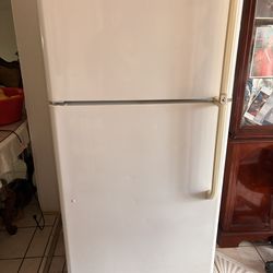 Haier Refrigerator / Freezer