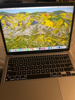 2020 MacBook Air M1 – 8GB RAM / 256GB SSD