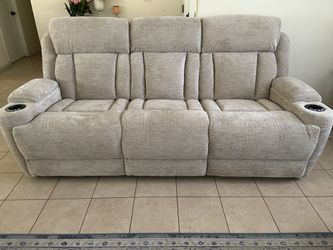 New recliner sofas