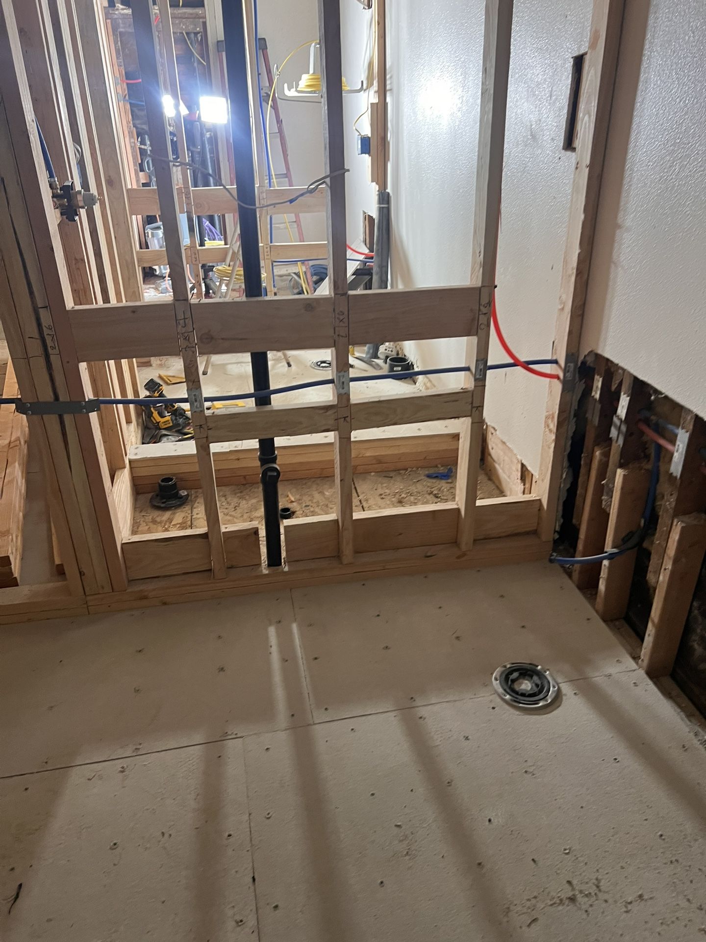 Hago Trabajo De Remodelación Construcción En General