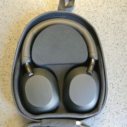 Sony WH-1000XM5 Premium Noise Canceling Wireless Bluetooth Headphones