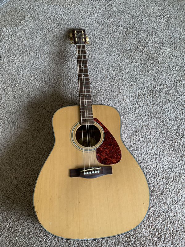 Yamaha F335 Acoustic Guitar for Sale in Katy, TX OfferUp