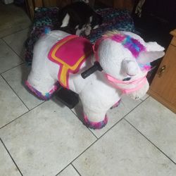 Rocking horse Power Wheel And Comforter