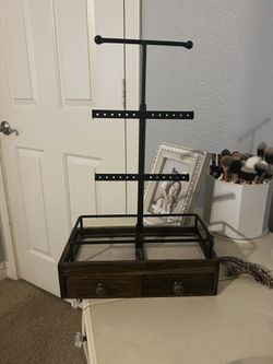Jewelry Storage 