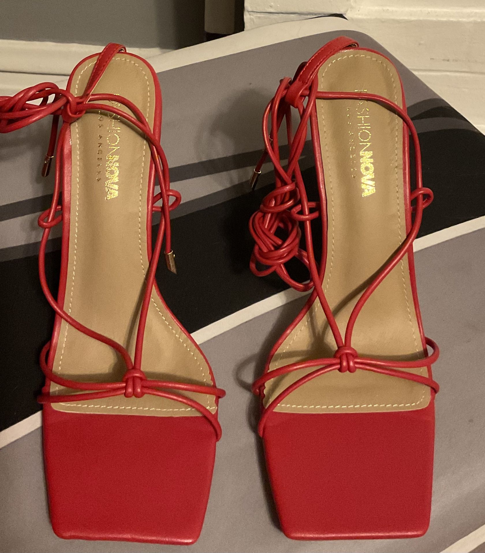  BRAND NEW Fashion Nova Levelle Wrap Up Heels in red, 