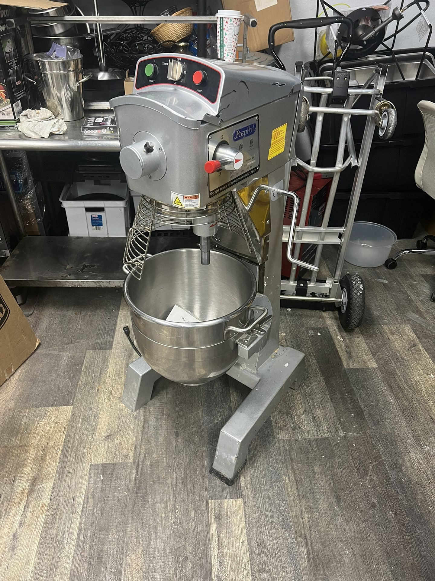 Prep Pal 30 Qt Floor Mixer for Sale in WA OfferUp