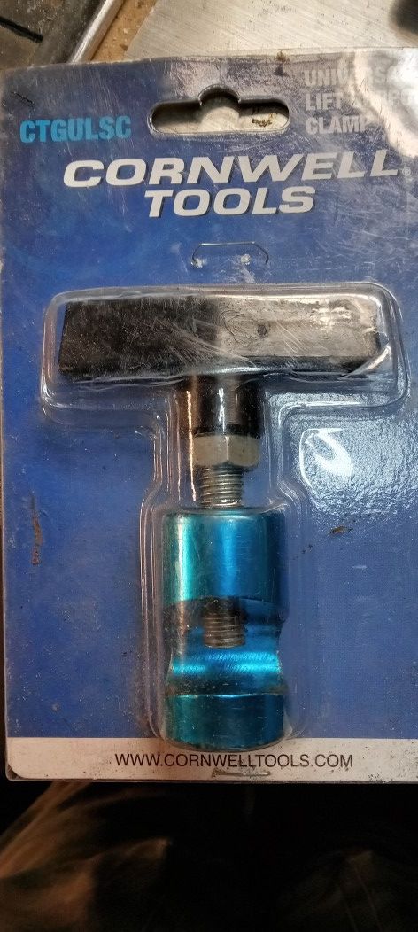 Universal Lift Clamp