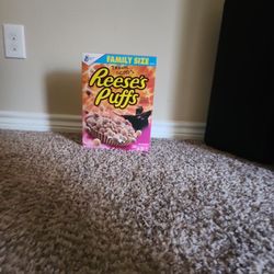 2019 travid scott reeses puffs 
