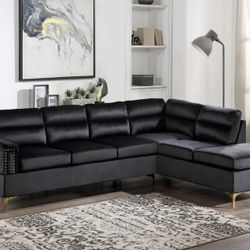 Vogue Black Sectional

