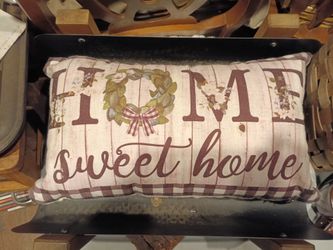 17" Home Sweet Home decorative pillow