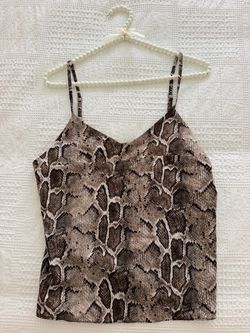 Top like new size XS