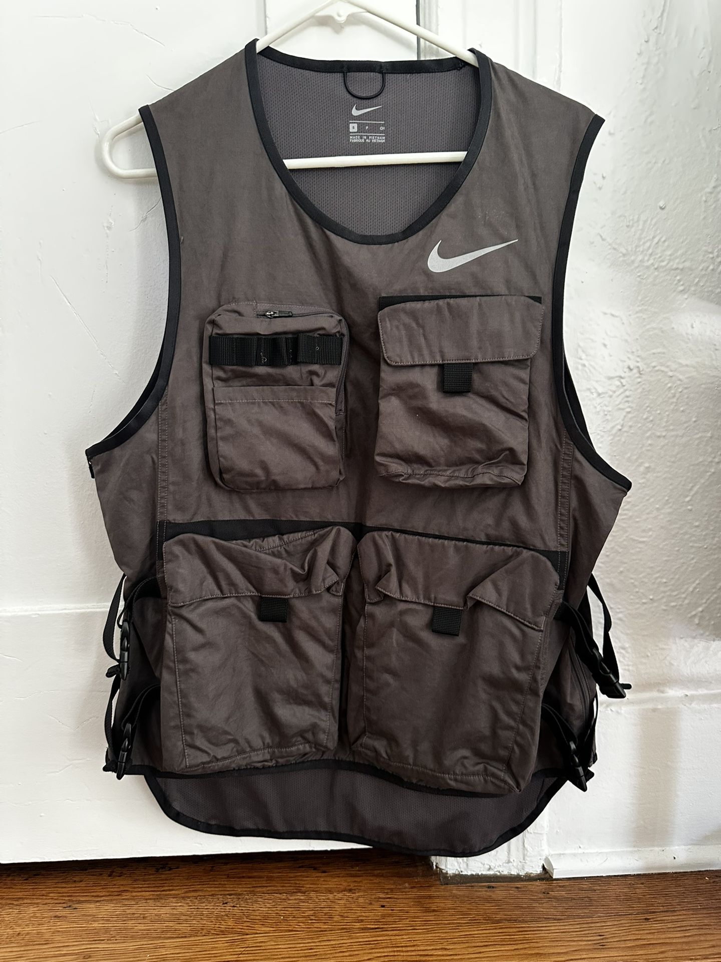 Nike Running Vest - Size S