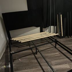 Black Full Size Bed 