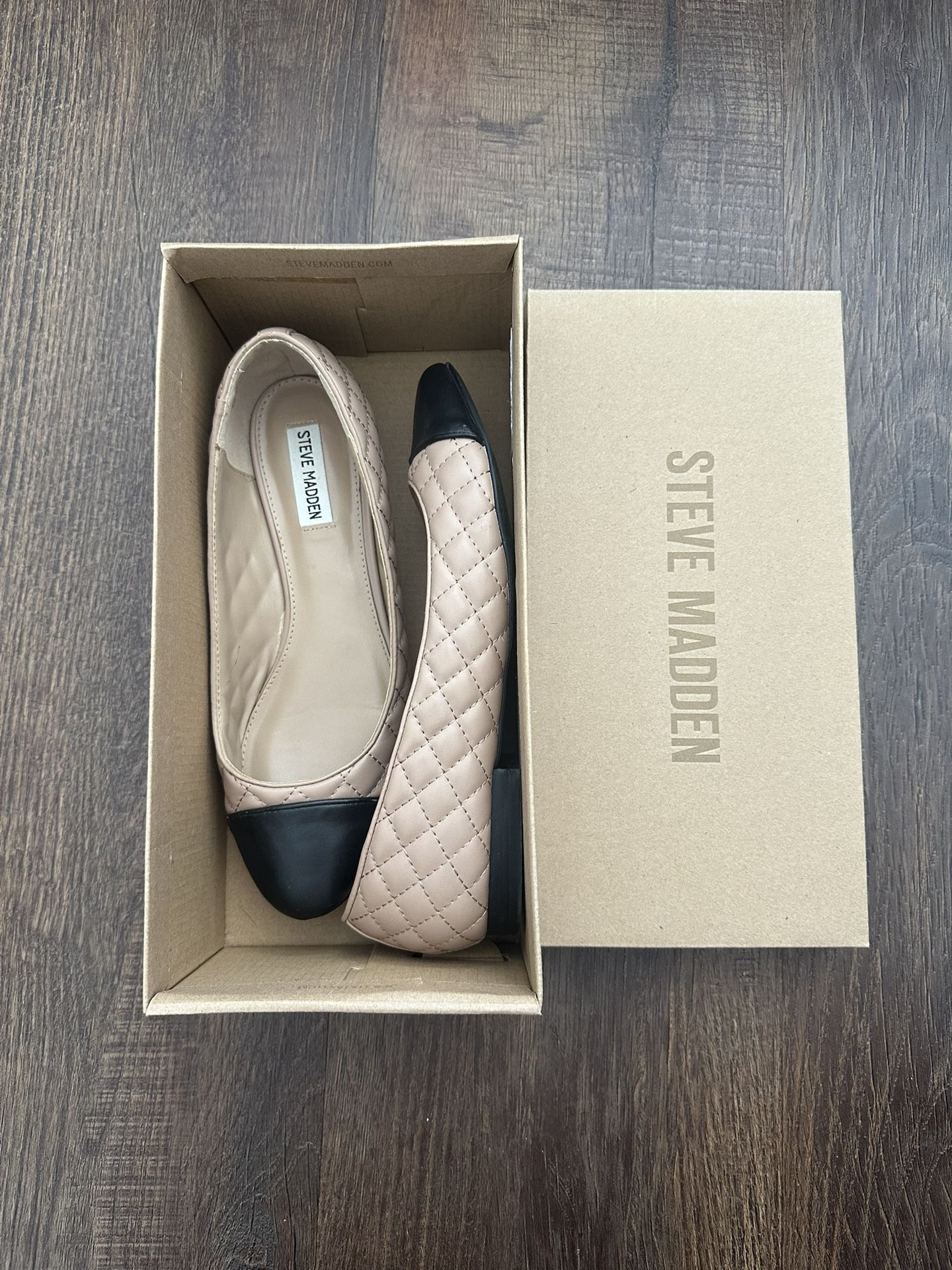 Steve Madden Women’s Flats