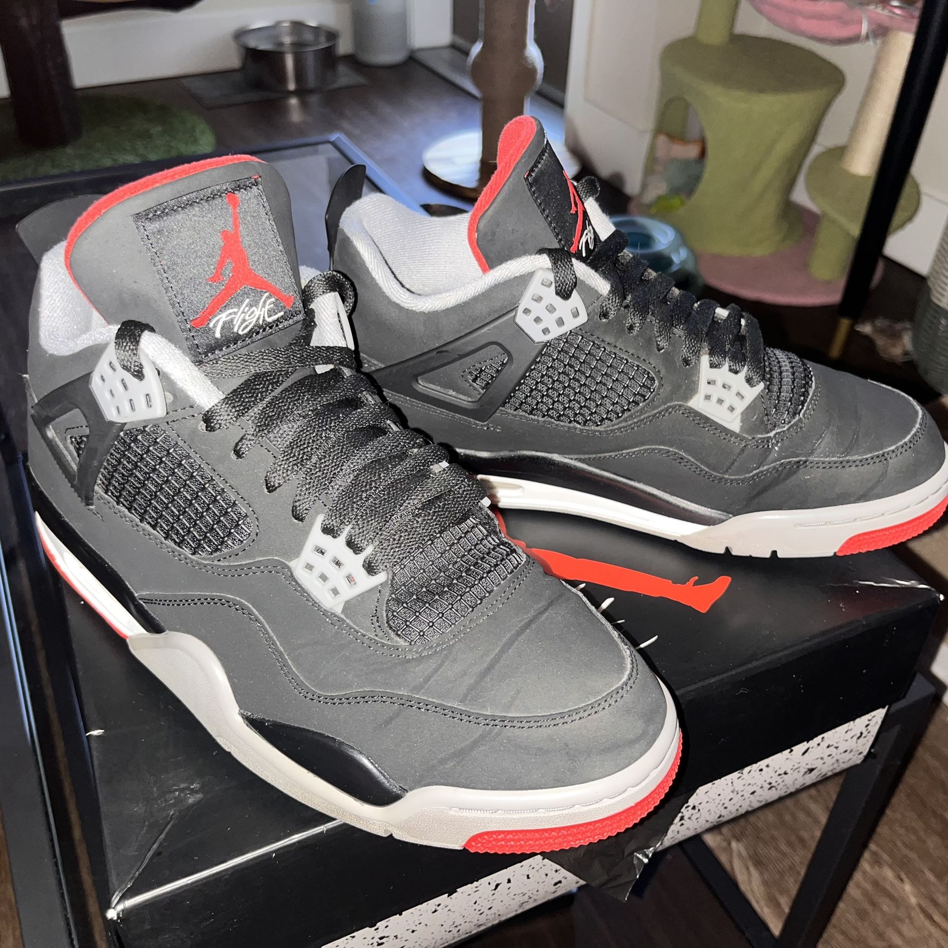 Nike Air Jordan Retro 4 Bred