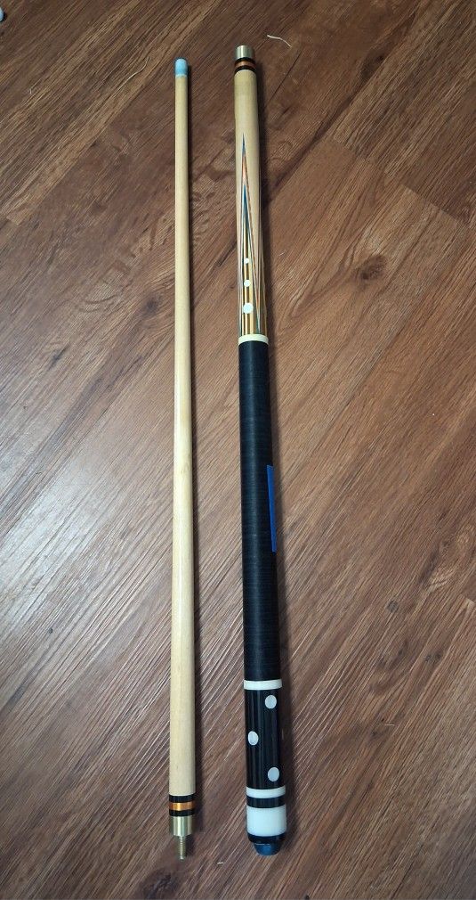 21oz Pool Cue In Great Condition