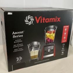 $450 Vitamix A2500 Series Blender Red Bundle With Aer Disc Container