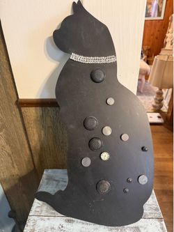 Metal cat memo board with magnets