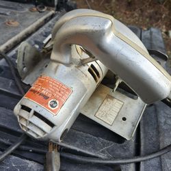 Black & Decker circular saw