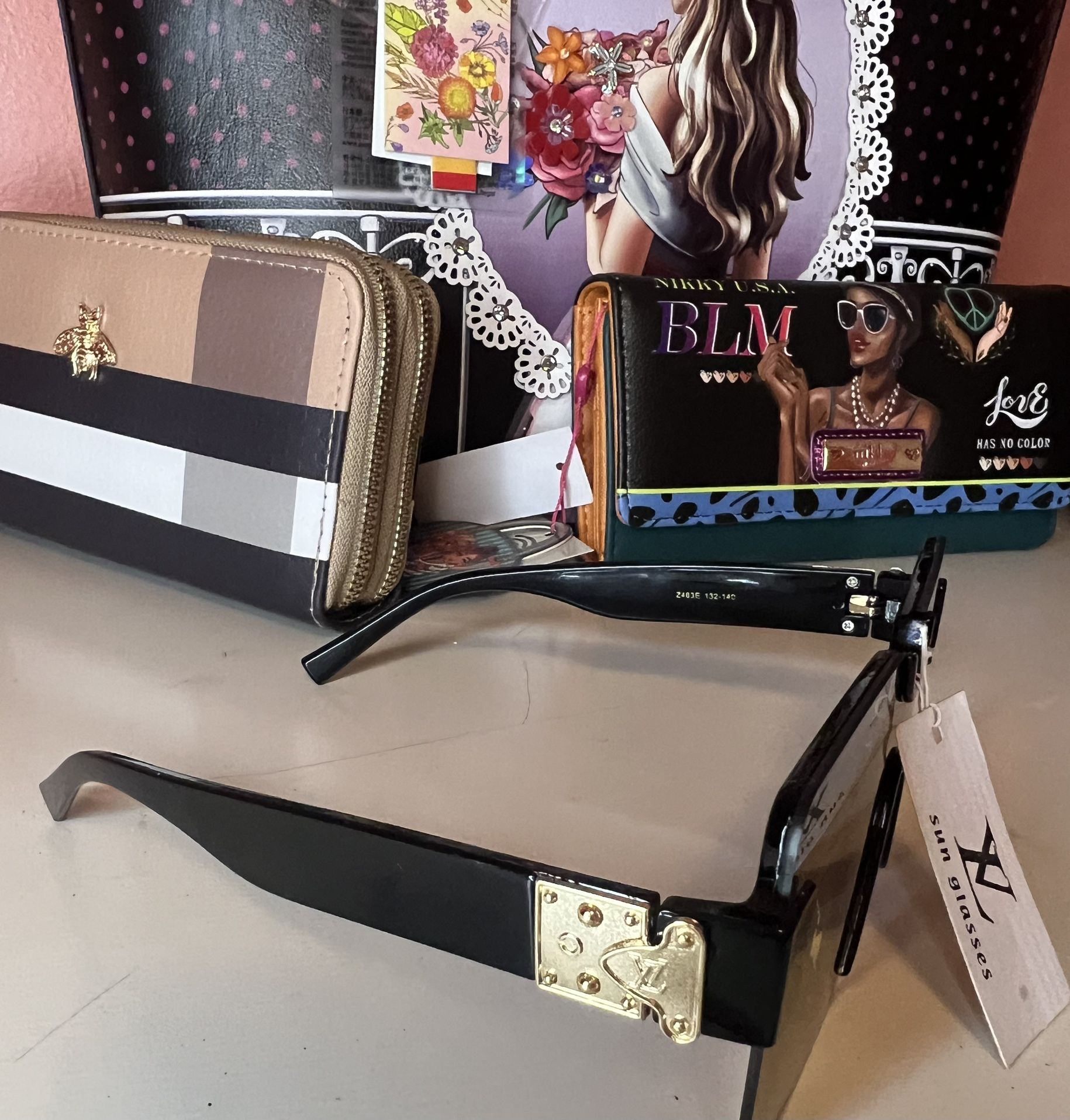 Sunglasses 🕶️ Lv 