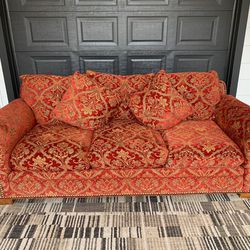 Couch For Sale Free Delivery 