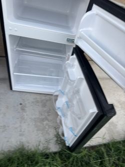 Mini fridge