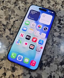 Apple iPhone 15 Pro 128GB Natural Titanium (UNLOCKED)