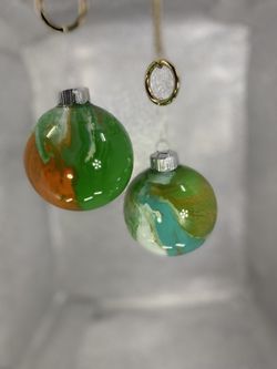 Tye Dye Ornaments
