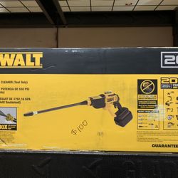 DEWALT 20V MAX 550 PSI 1.0 GPM Cold Water Cordless Electric Power Cleaner with 4 Nozzles (Tool Only)