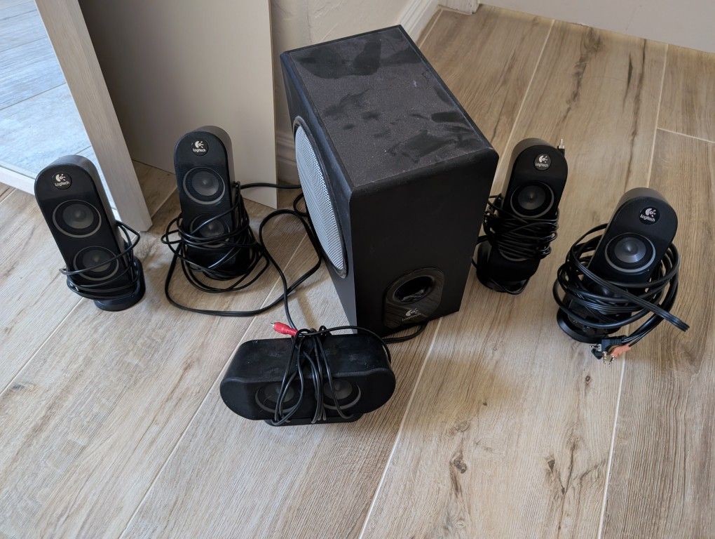 Logitech 5.1 Surround Wired Computer Speakers