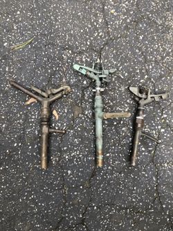 Rain bird locking sprinkler heads