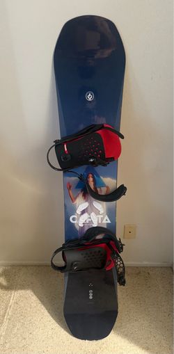 Capita Snowboard + Union Strata Bindings + Dakine Snowboard Bag