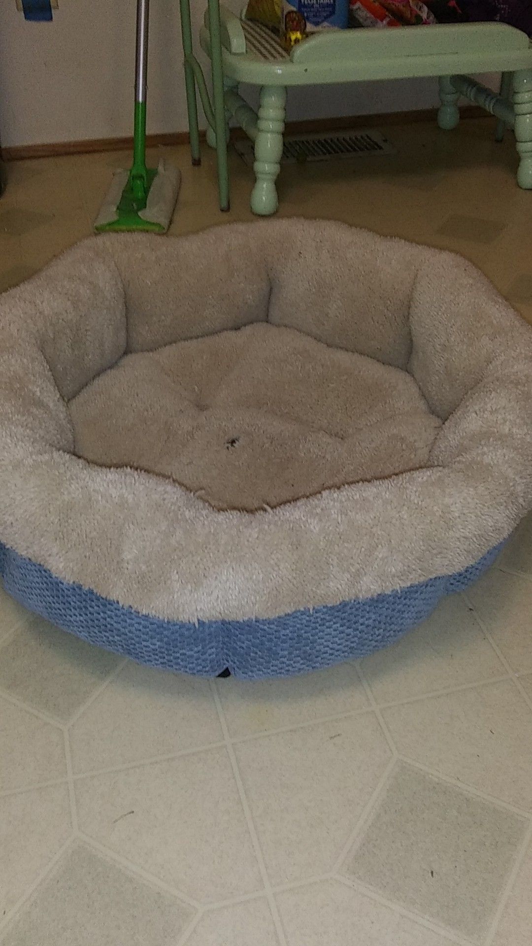 Snoozy pet bed