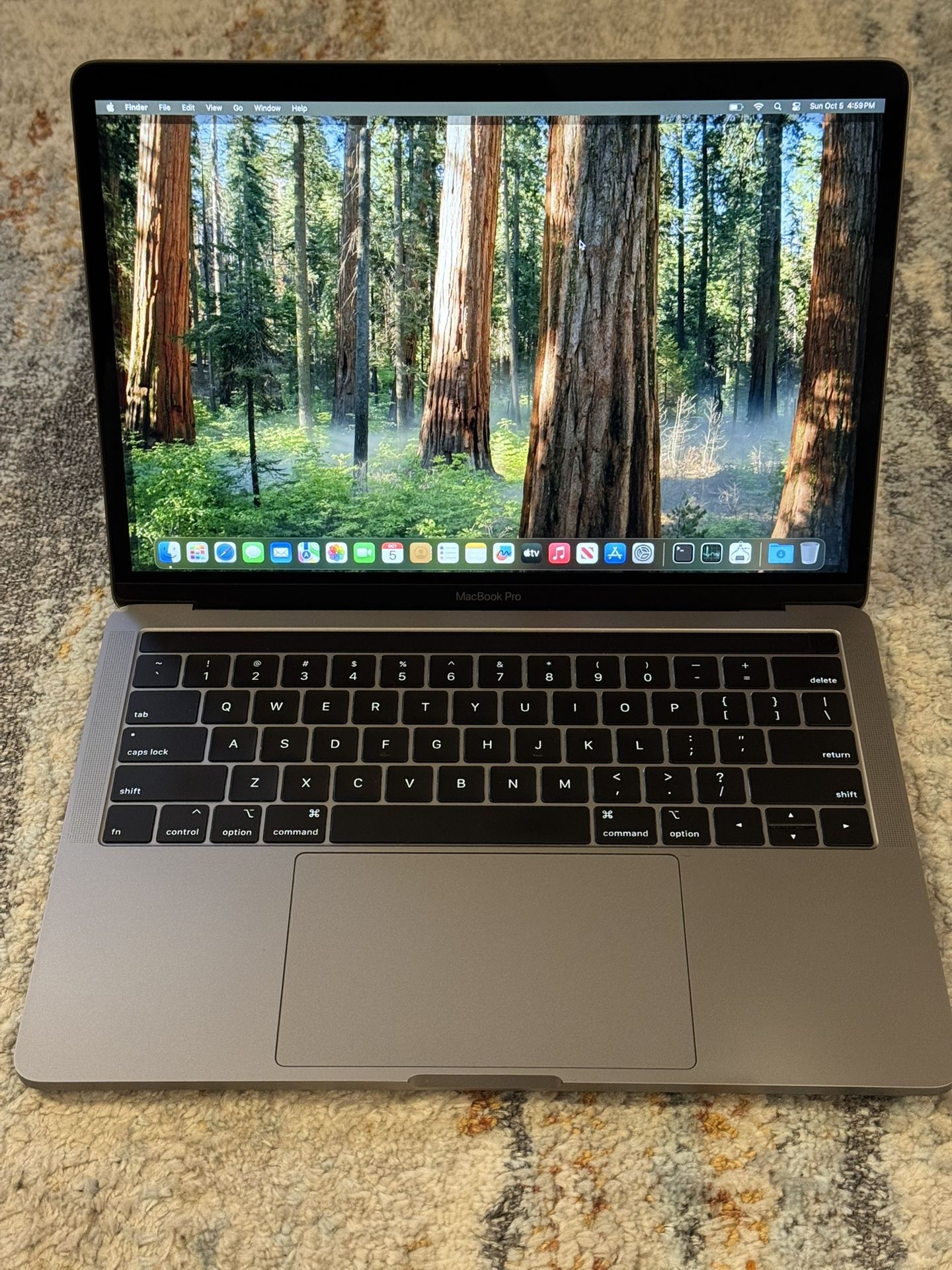 MacBook Pro 13 Inch 2018