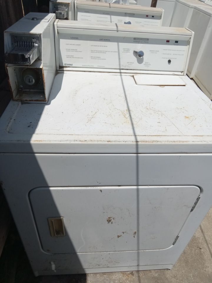 Kenmore gas dryer That Take Coins And I Have The Washer Too
