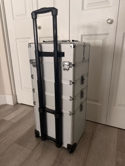 Hair and make up rolling case