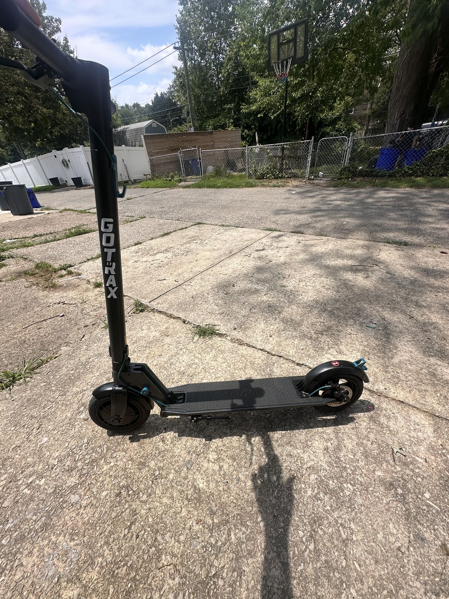 brand new barely used  gotrax e-scooter 