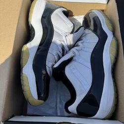 Jordan 11 Low