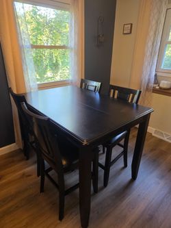 7-piece Black Dining table set + matching China Cabinet / Hutch