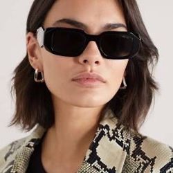 Prada 🕶️