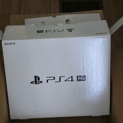 PLAYSTATION 4 PRO