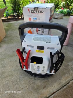 Vector 1400amp jump starter new $100 Price FIRM/ Nueva PRECIO FIRME $100