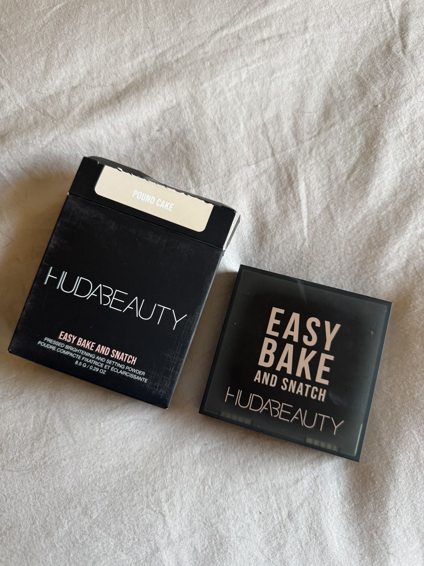 Huda Beauty Easy bake And Snatch